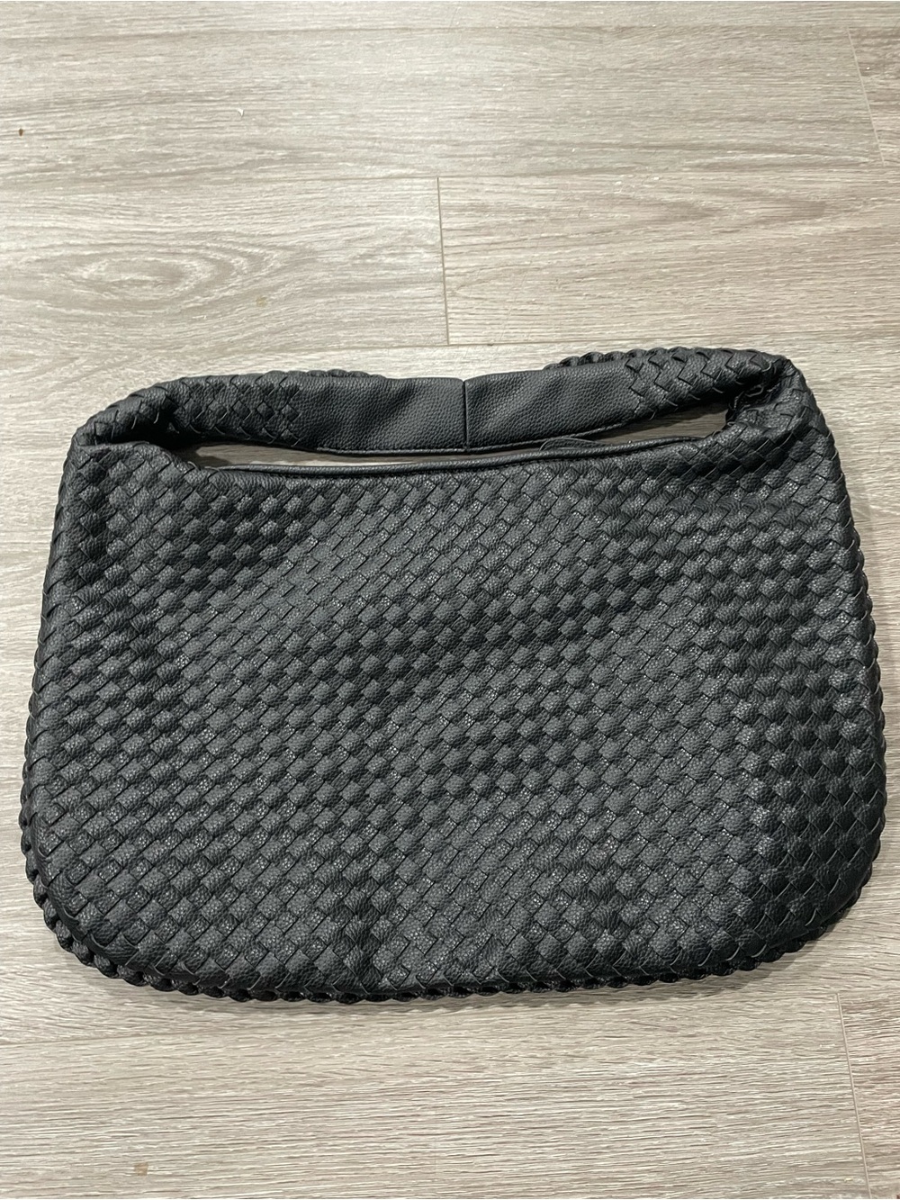 Black Woven Shoulder Bag bottega styled